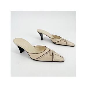 Vintage Prada Beige Neutral Leather Bow Pointed Toe Slide Mules Heels IT 36